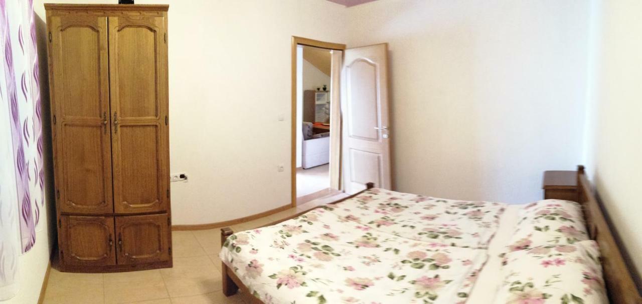 Apartments Ema Ivanica Εξωτερικό φωτογραφία