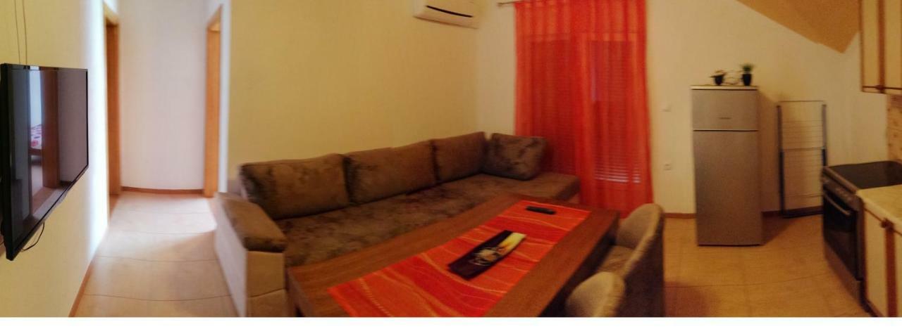 Apartments Ema Ivanica Εξωτερικό φωτογραφία